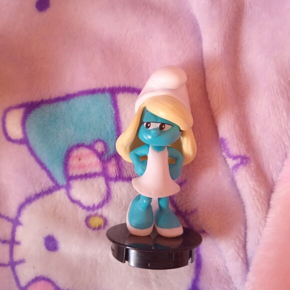 The Smurfs- Smurfette Figurine - Picture 1 of 2